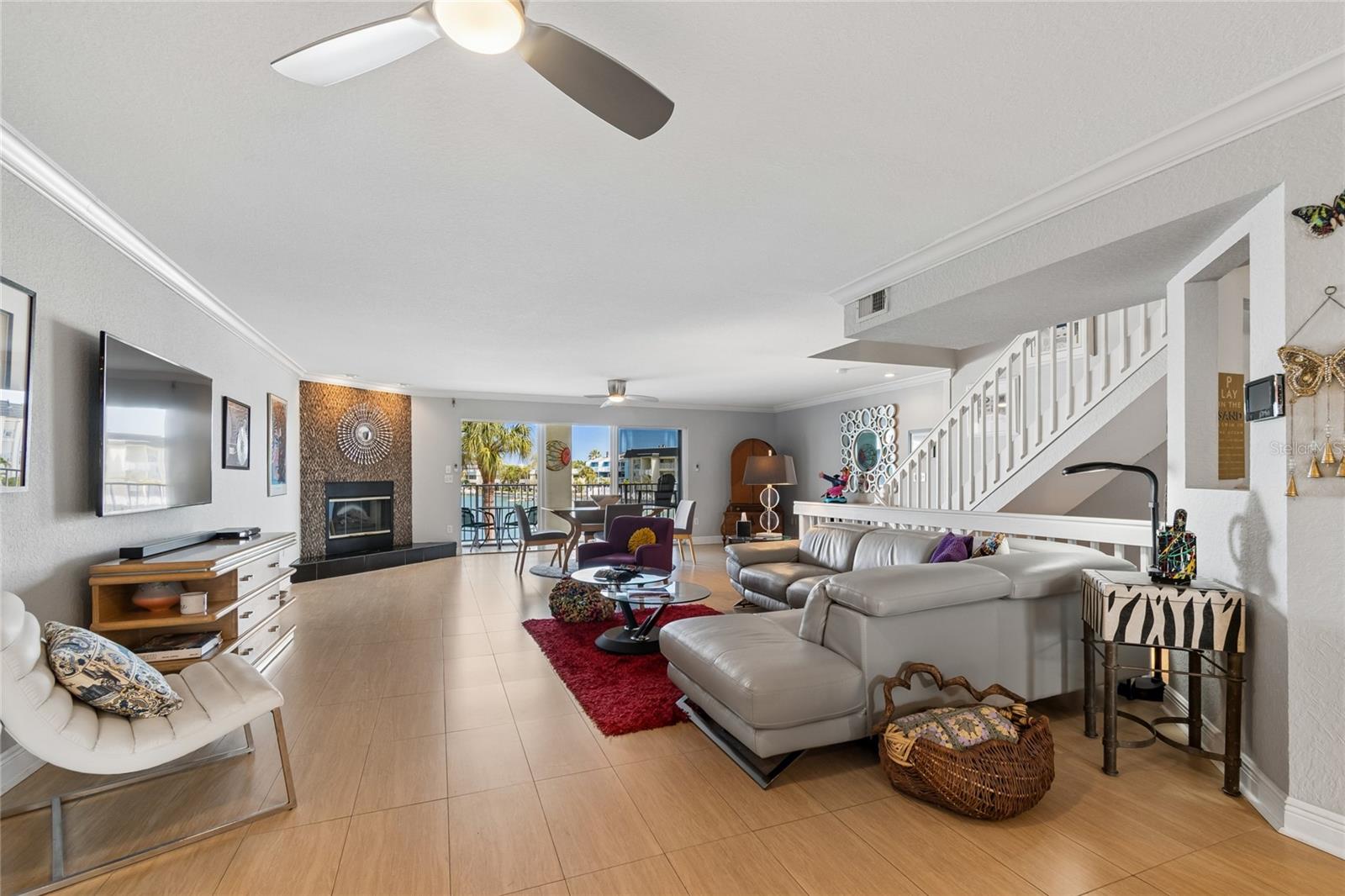 Image 8 of 34 For 152 117th Avenue