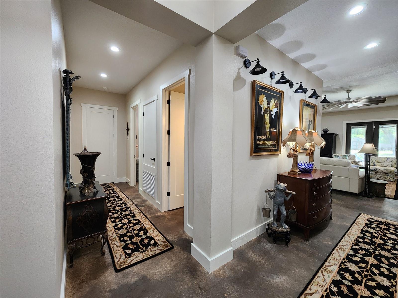 Image 17 of 24 For 16189 190th Avenue