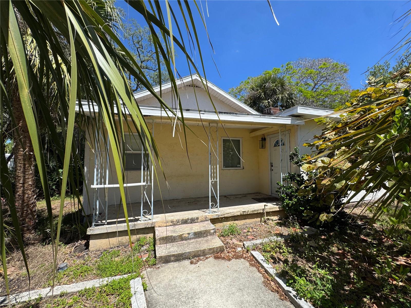 Image 14 of 29 For 72 Ada Street
