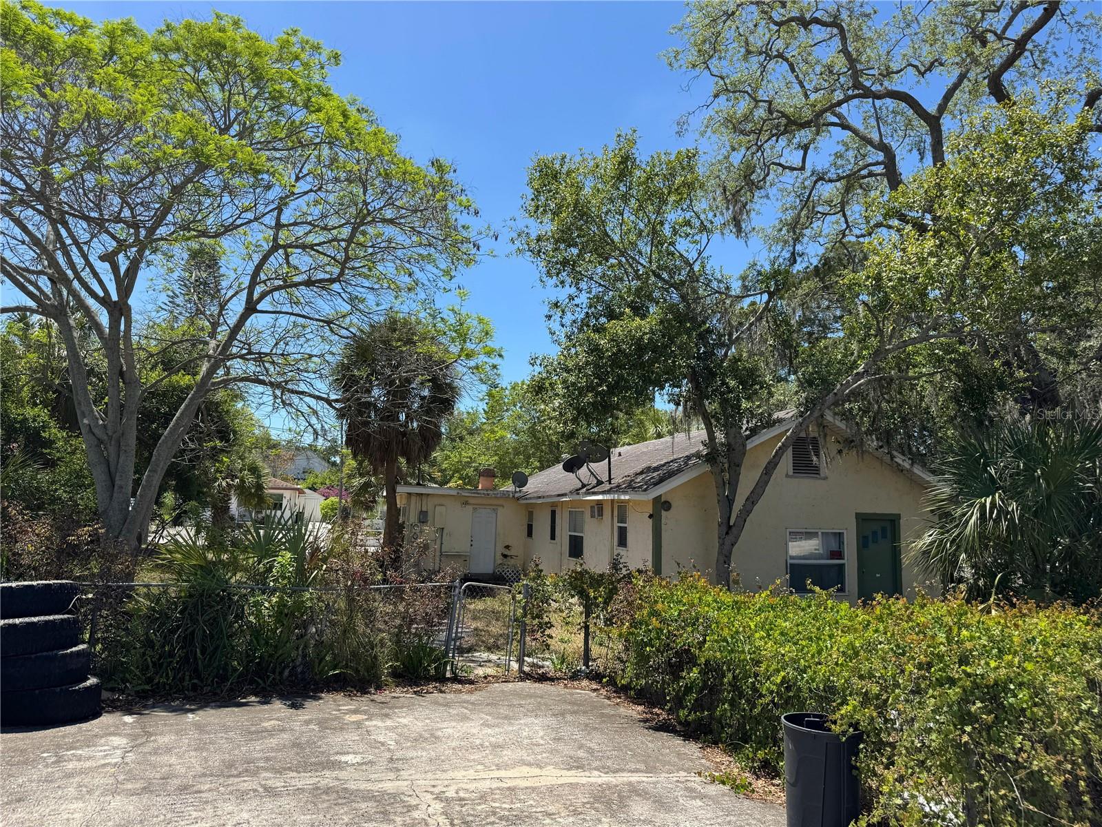 Image 15 of 29 For 72 Ada Street