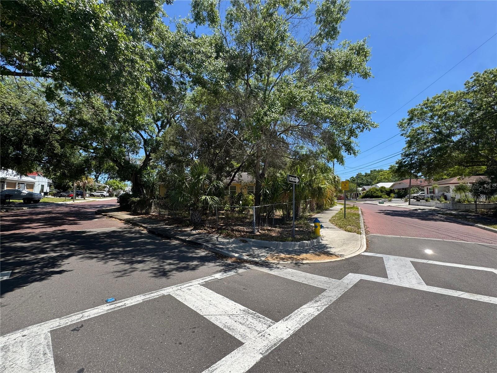 Image 8 of 29 For 72 Ada Street