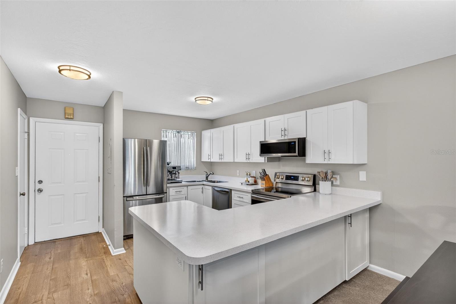 Image 4 of 51 For 6033 34th Street W 145