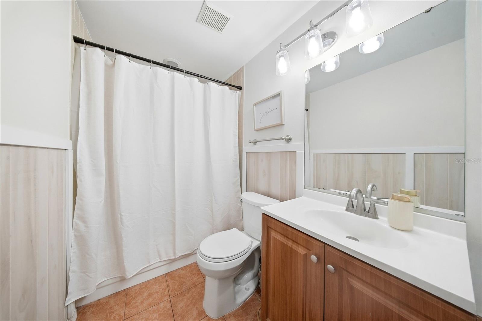 Image 28 of 32 For 7850 Royal Stewart Drive