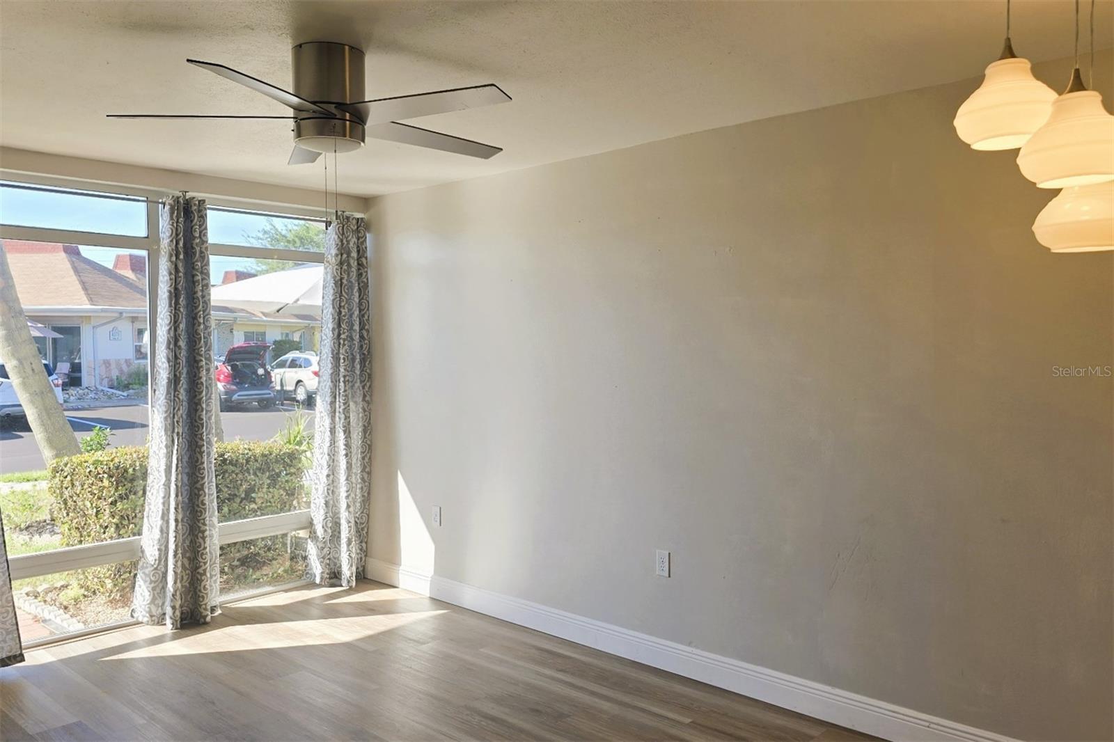 Image 11 of 25 For 4356 Tahitian Gardens Circle C