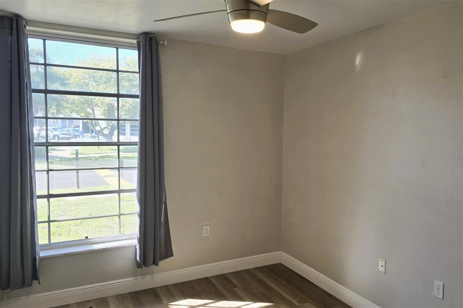 Image 18 of 25 For 4356 Tahitian Gardens Circle C