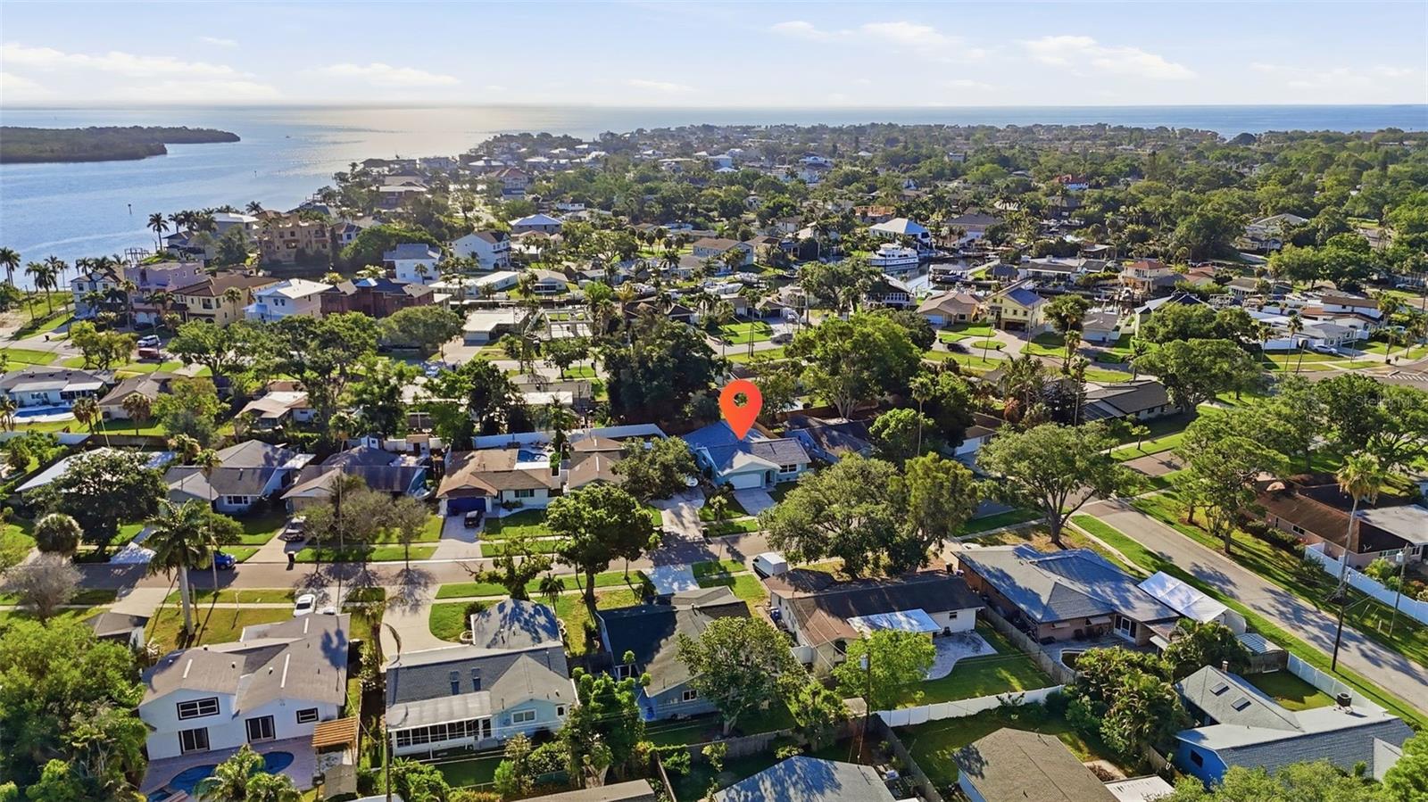 Image 39 of 43 For 5611 Venetian Boulevard Ne