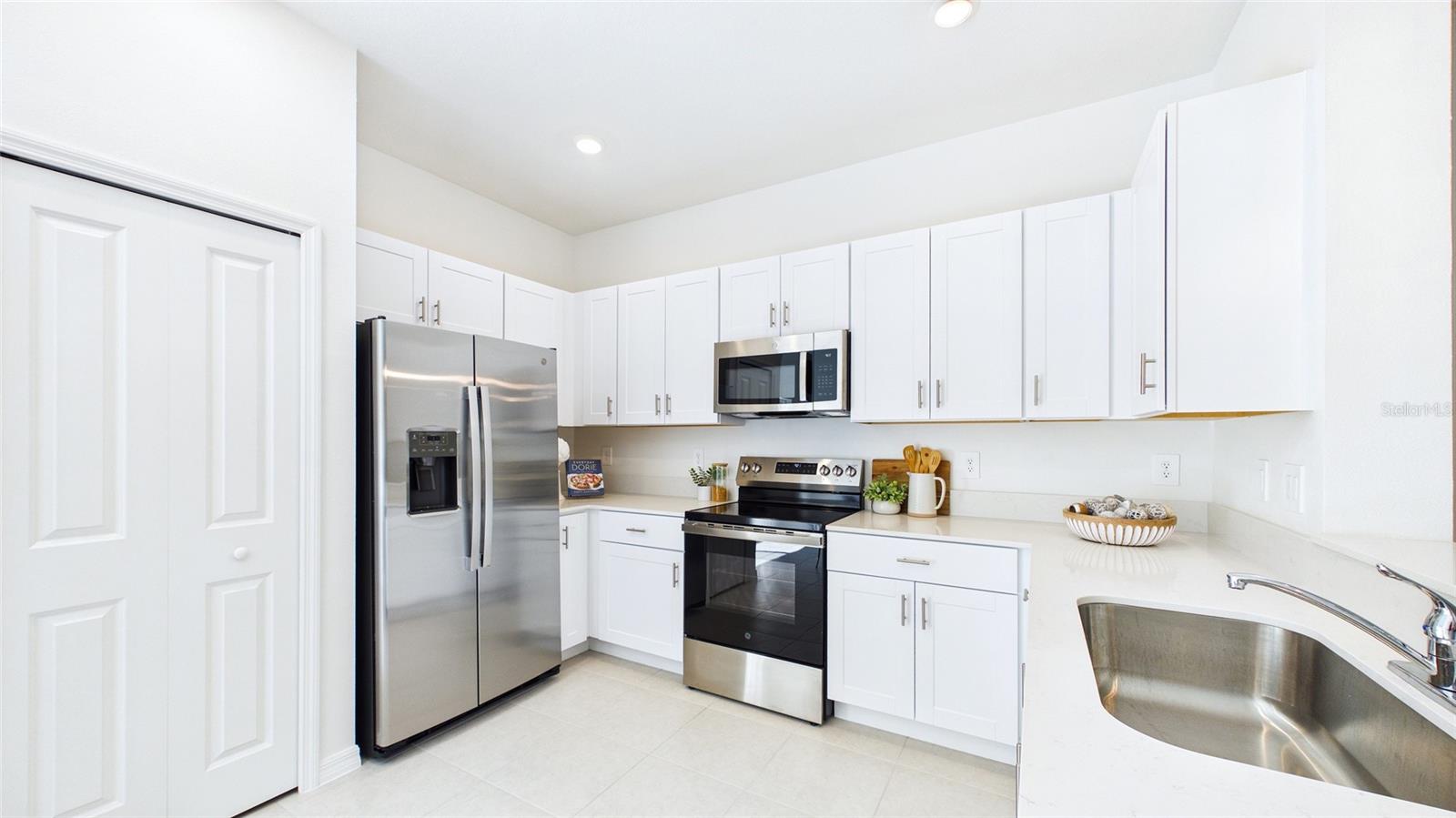 Image 10 of 69 For 212 27th Street Se 00