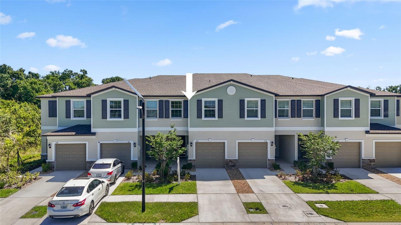 Image 2 of 69 For 212 27th Street Se 00