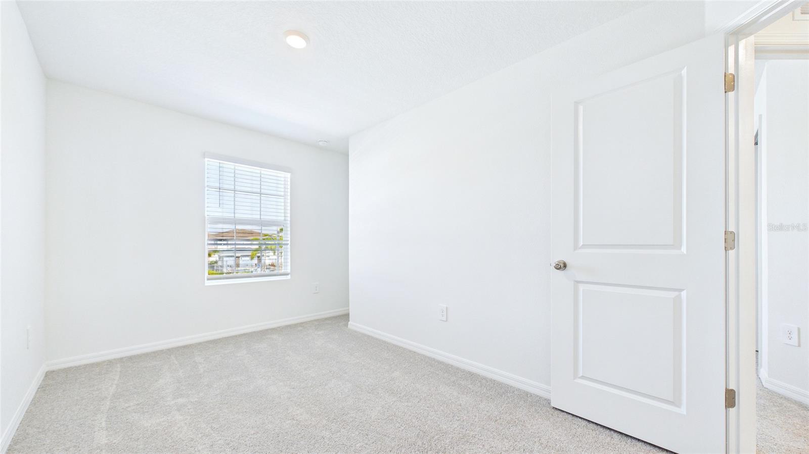 Image 34 of 69 For 212 27th Street Se 00