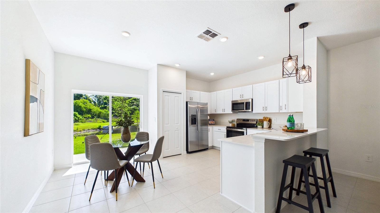 Image 50 of 69 For 212 27th Street Se 00