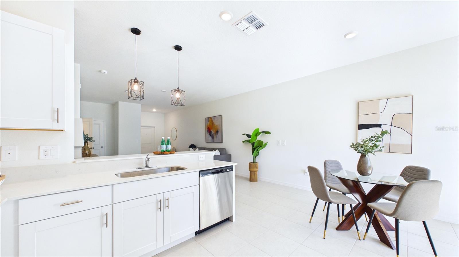 Image 8 of 69 For 212 27th Street Se 00