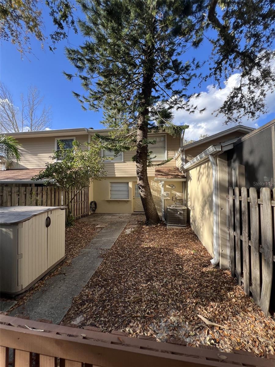 Image 5 of 14 For 14627 Pine Glen Circle