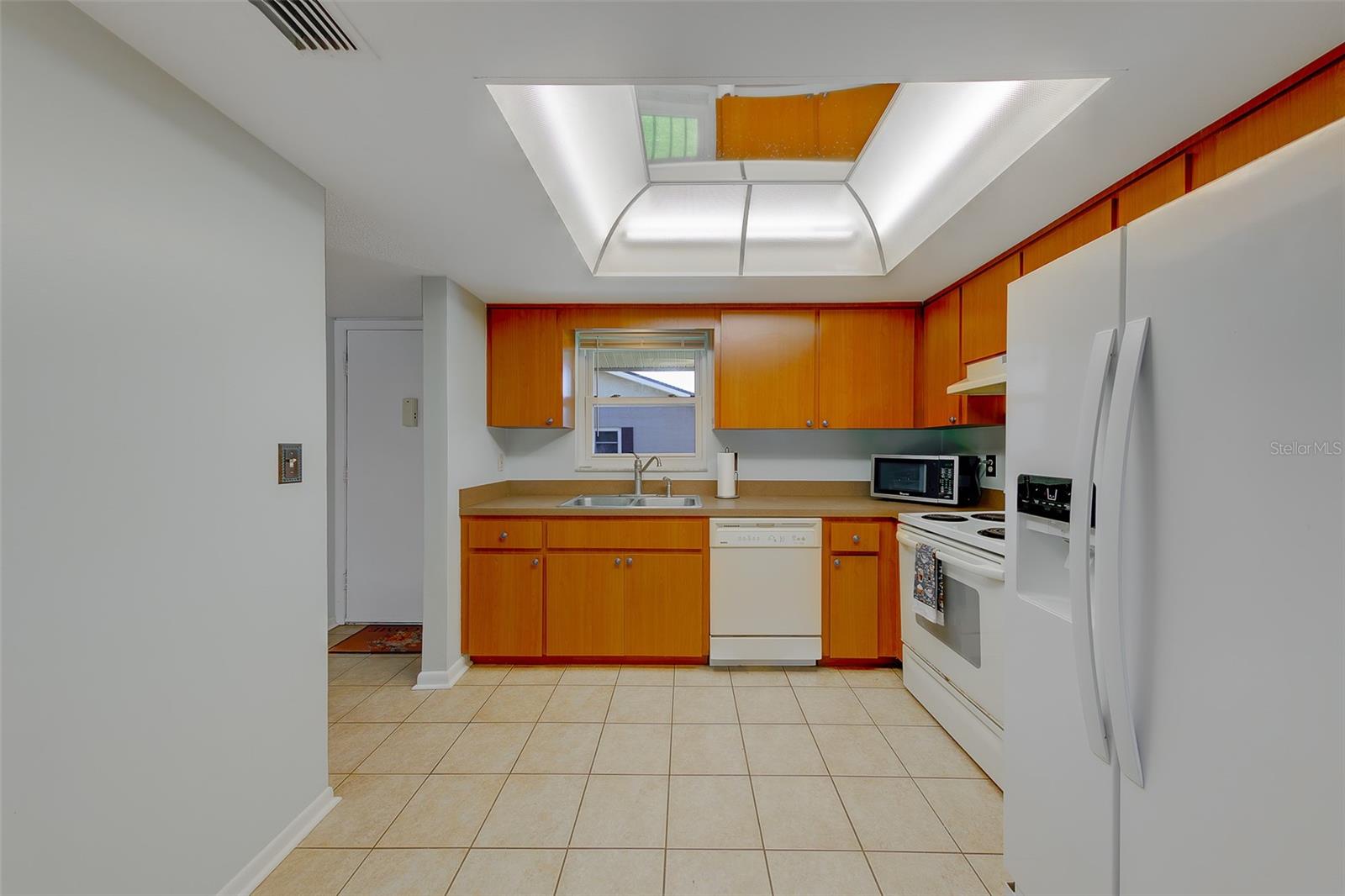 Image 14 of 45 For 9881 113th Street 215