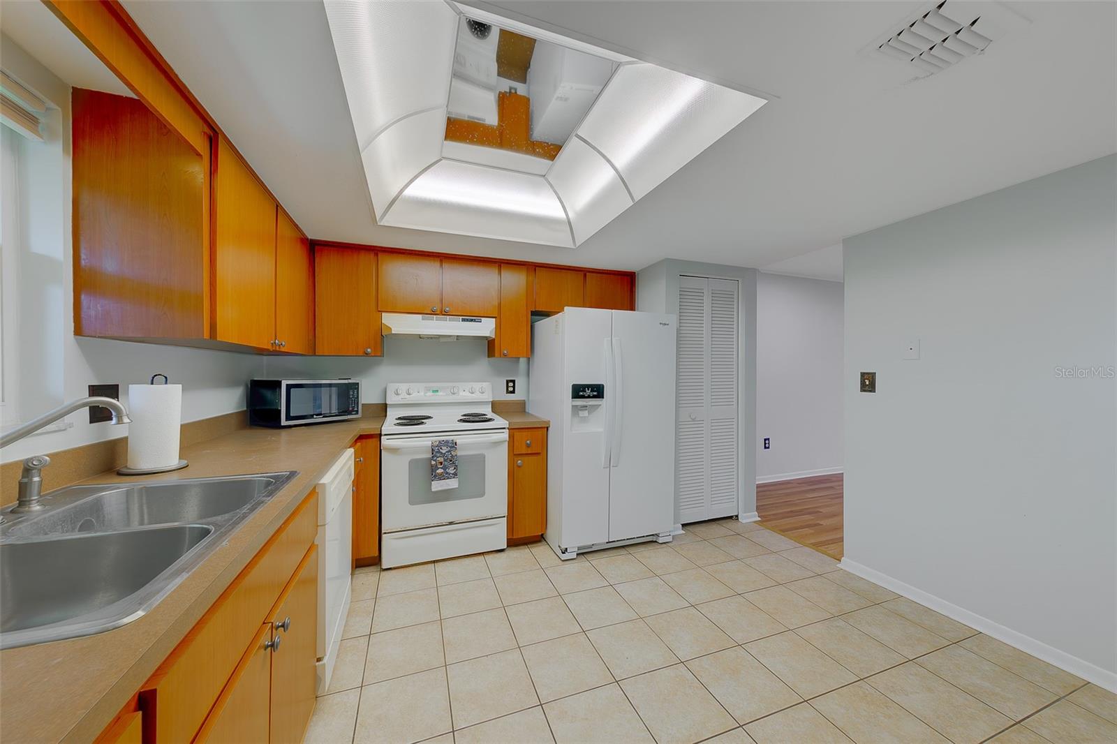 Image 15 of 45 For 9881 113th Street 215