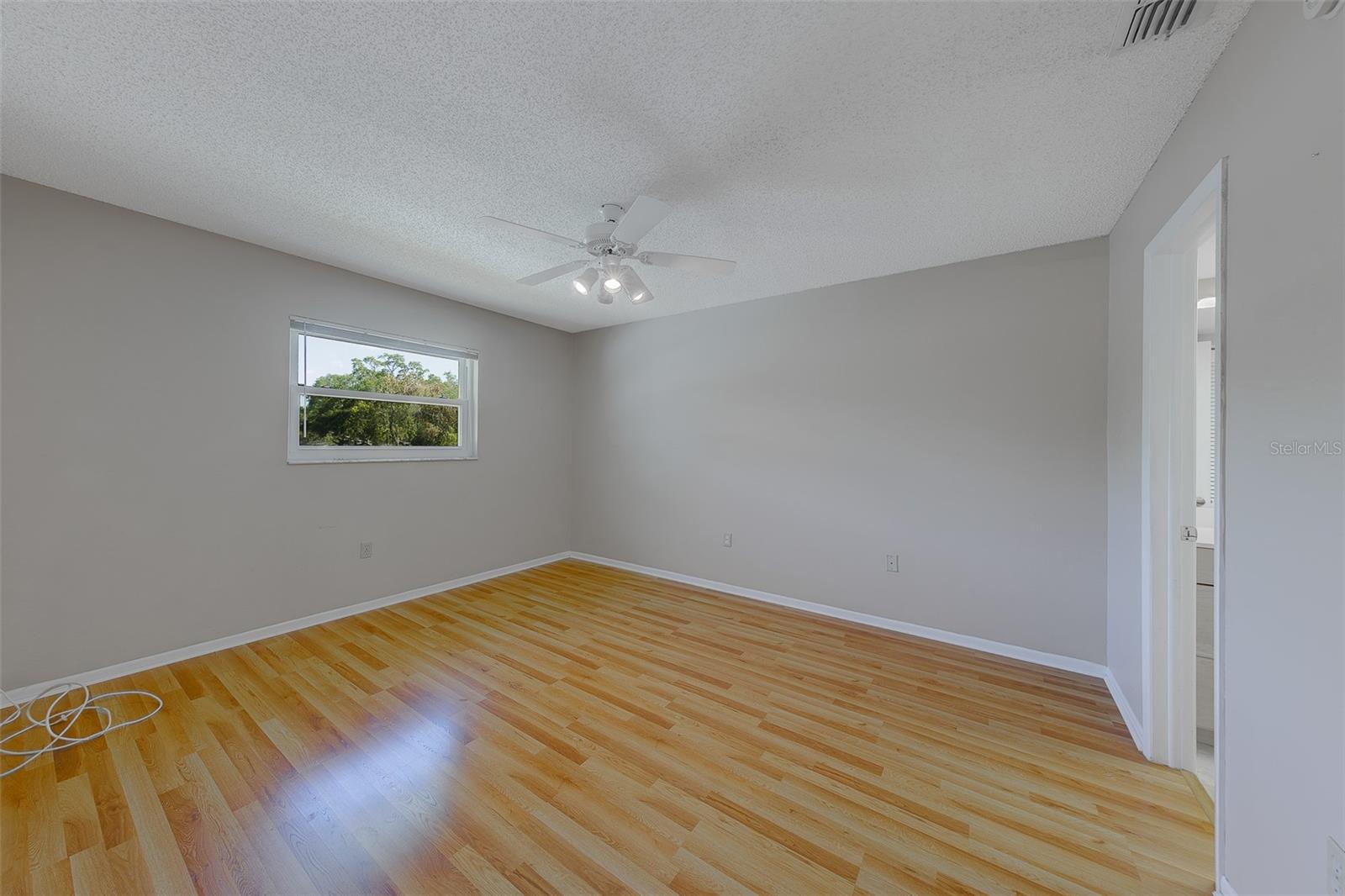 Image 20 of 45 For 9881 113th Street 215