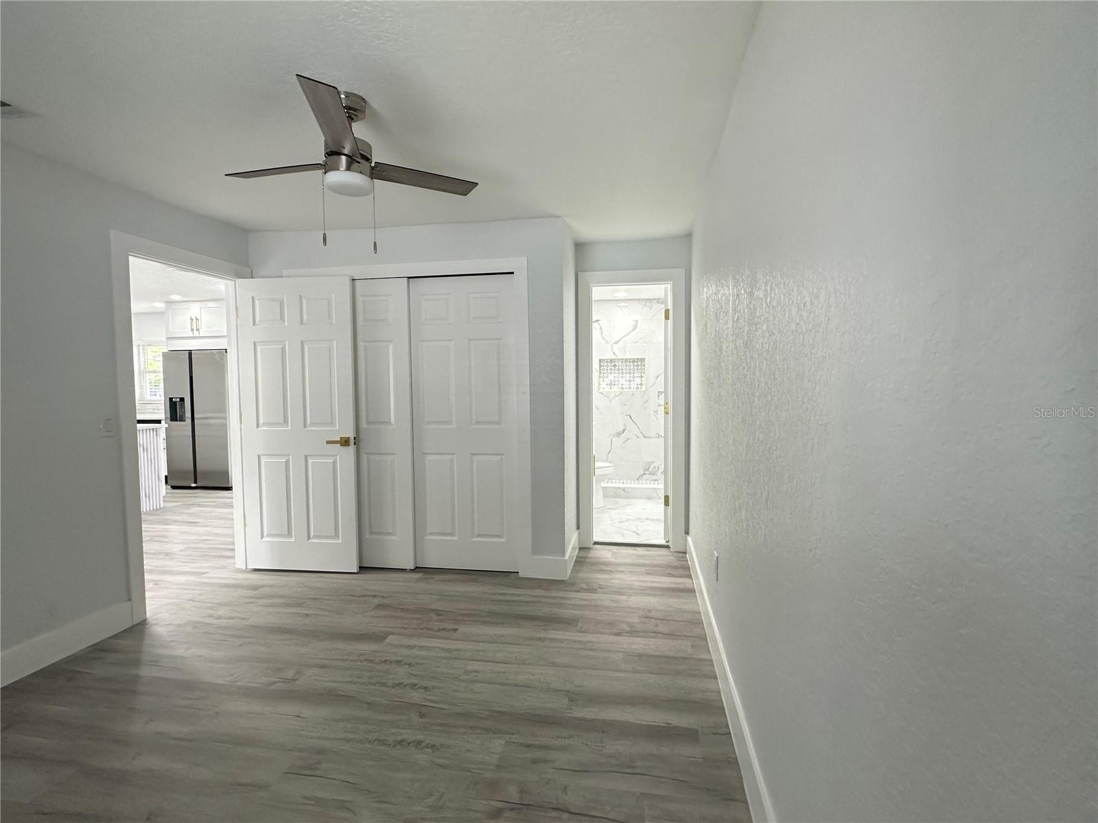 Image 13 of 52 For 6405 Manhattan Avenue