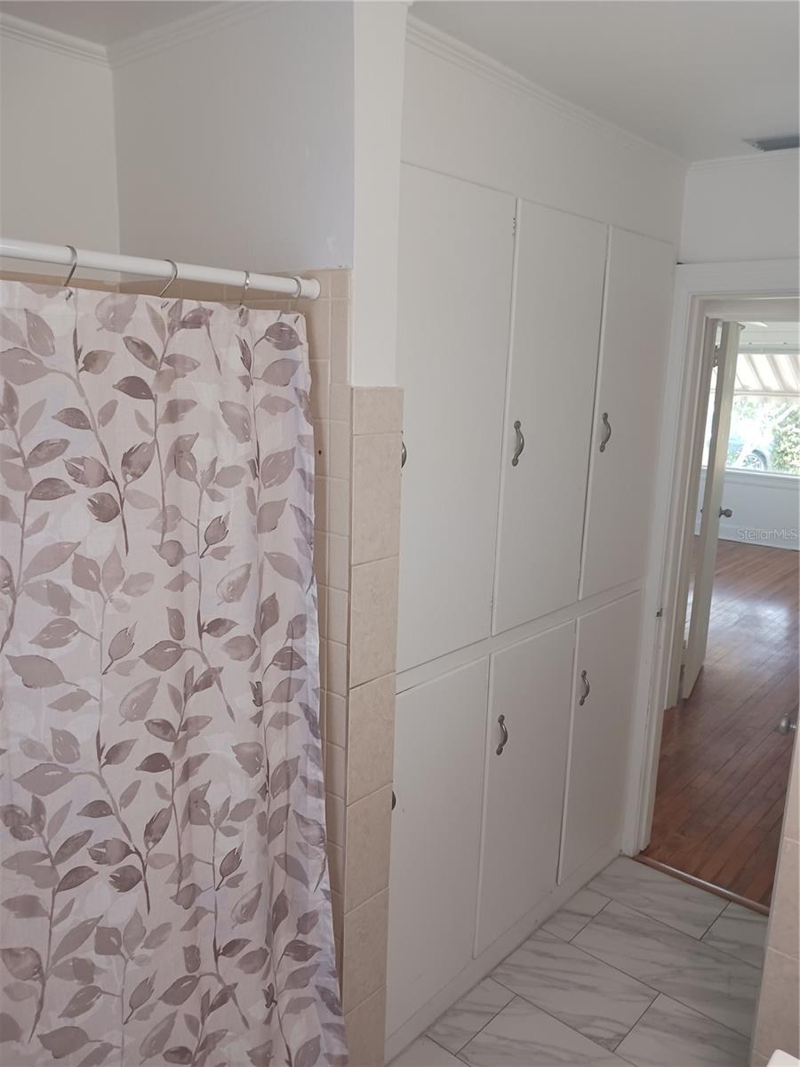 Image 20 of 46 For 3720 4th Avenue N