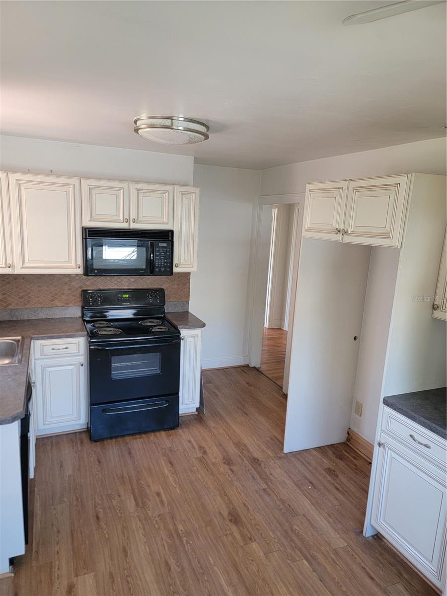 Image 26 of 46 For 3720 4th Avenue N