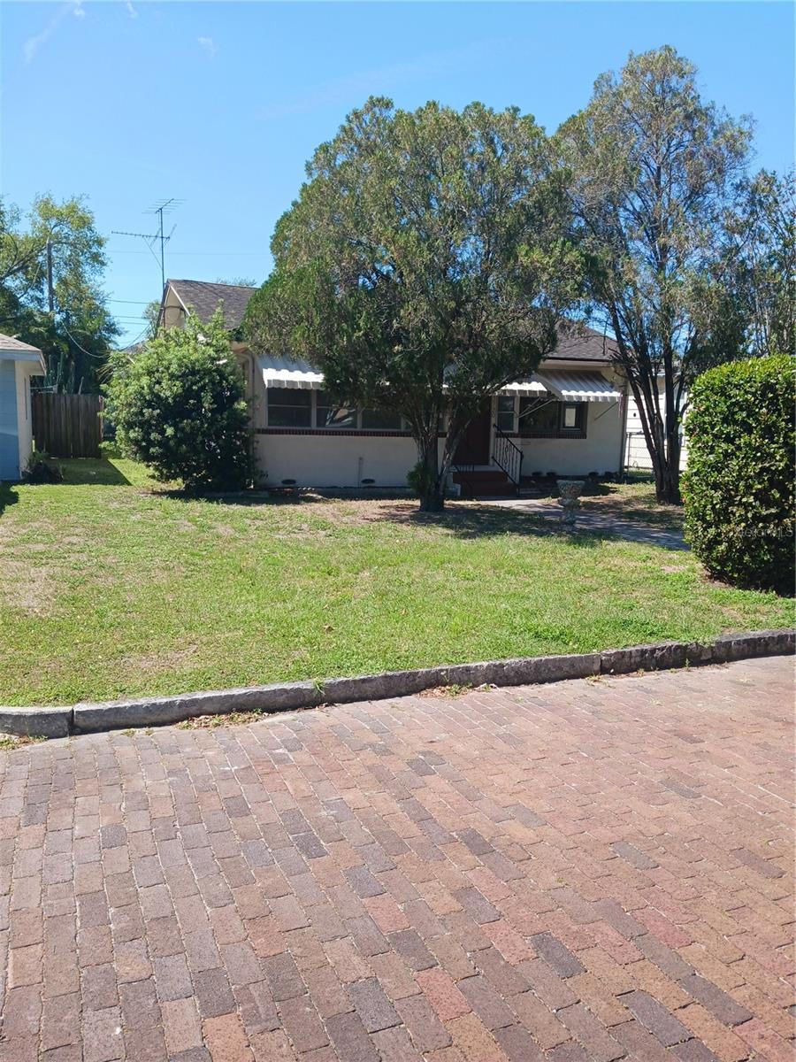 Image 3 of 46 For 3720 4th Avenue N