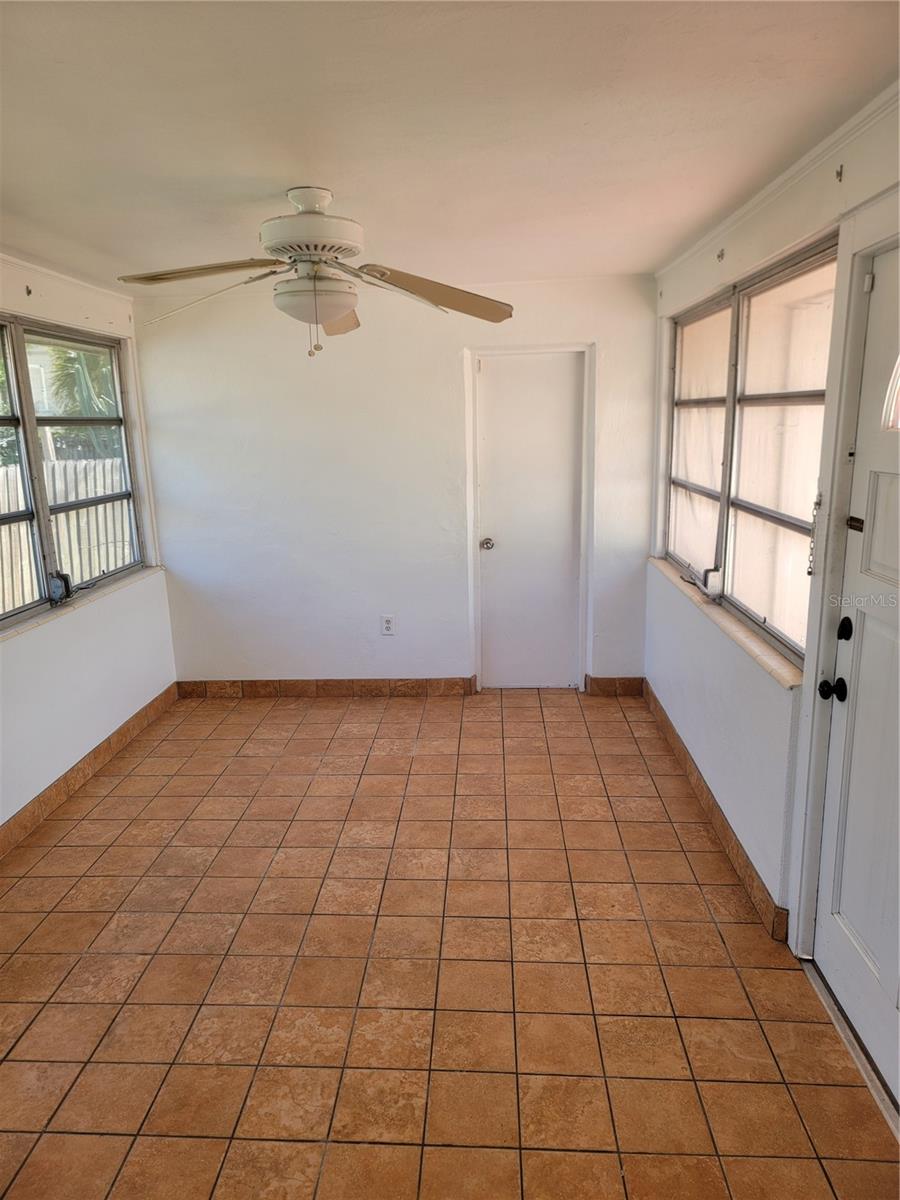 Image 30 of 46 For 3720 4th Avenue N