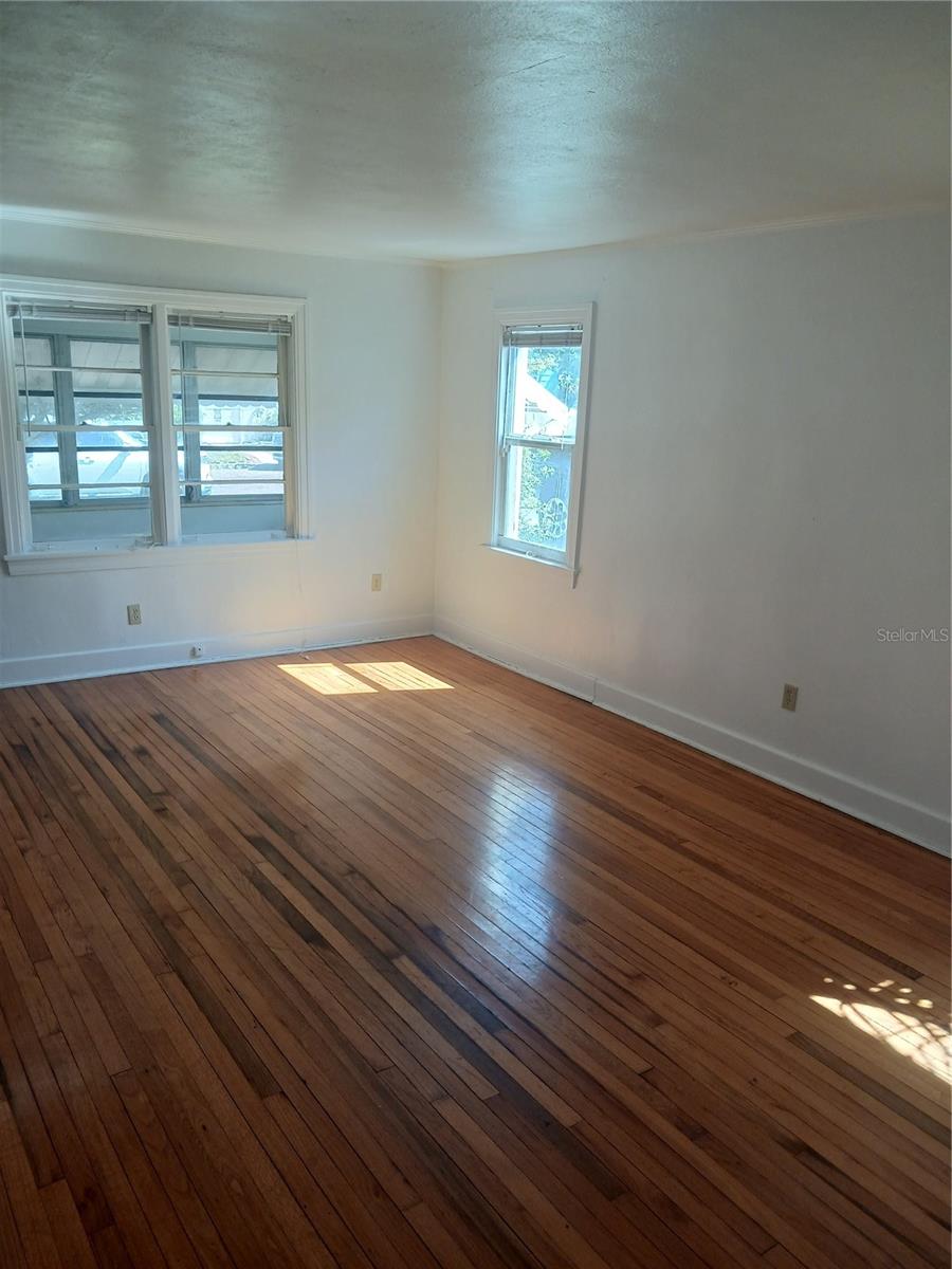 Image 8 of 46 For 3720 4th Avenue N