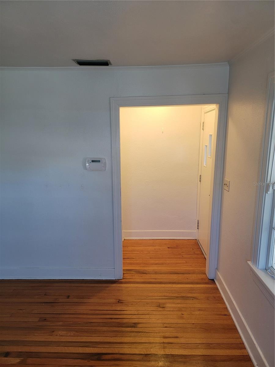 Image 9 of 46 For 3720 4th Avenue N