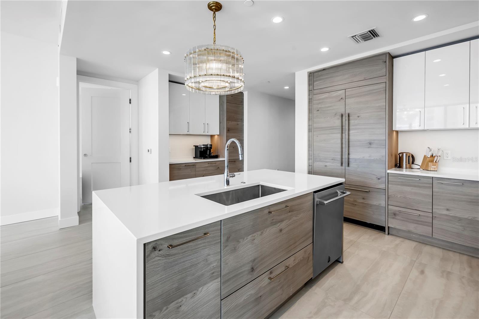 Image 10 of 40 For 301 1st Street S 2604