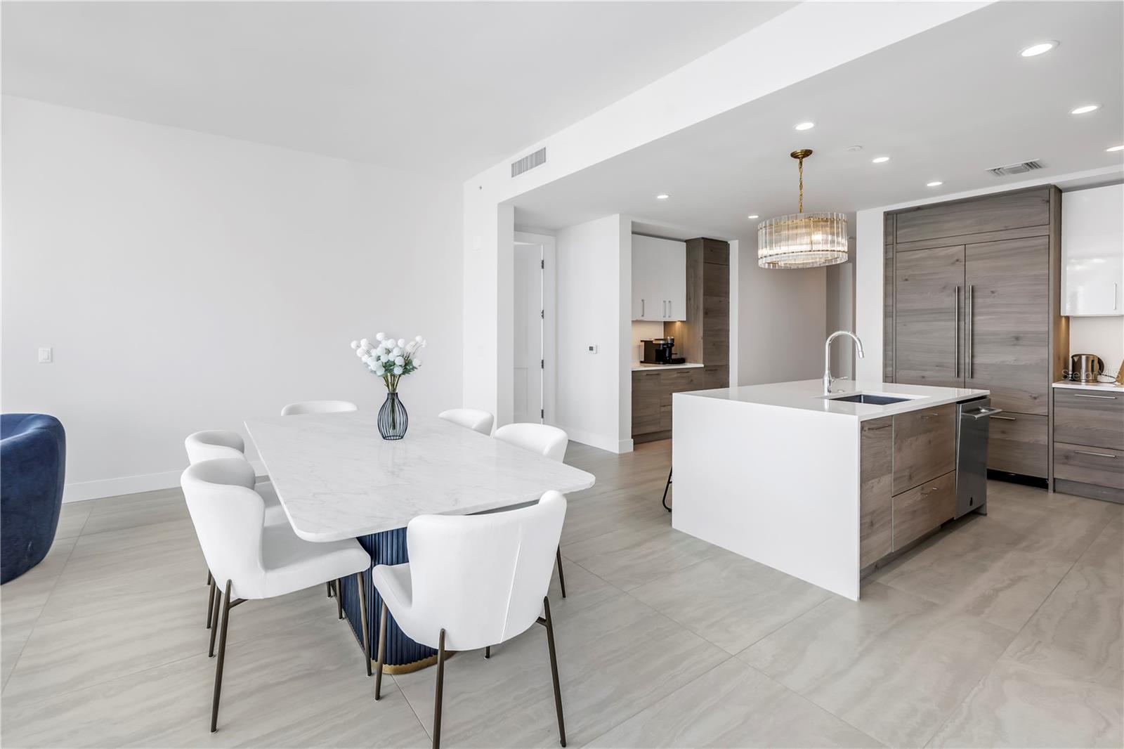 Image 11 of 40 For 301 1st Street S 2604