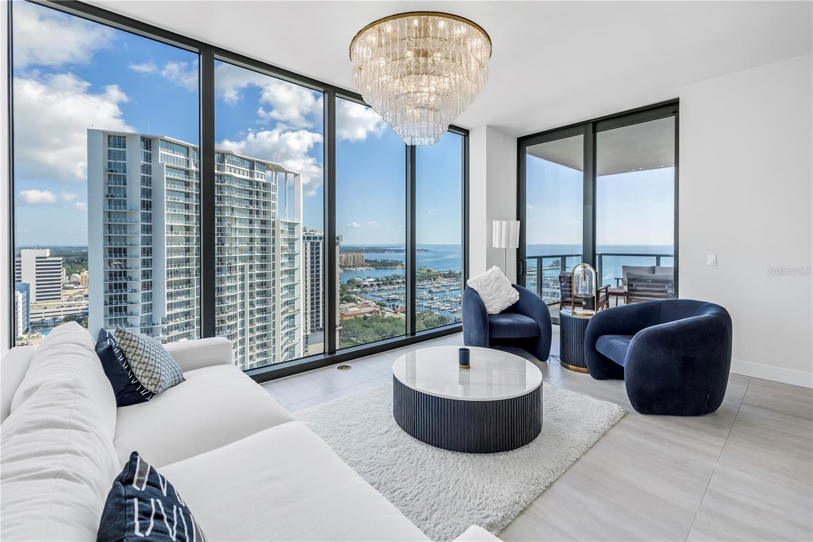 Image 16 of 40 For 301 1st Street S 2604