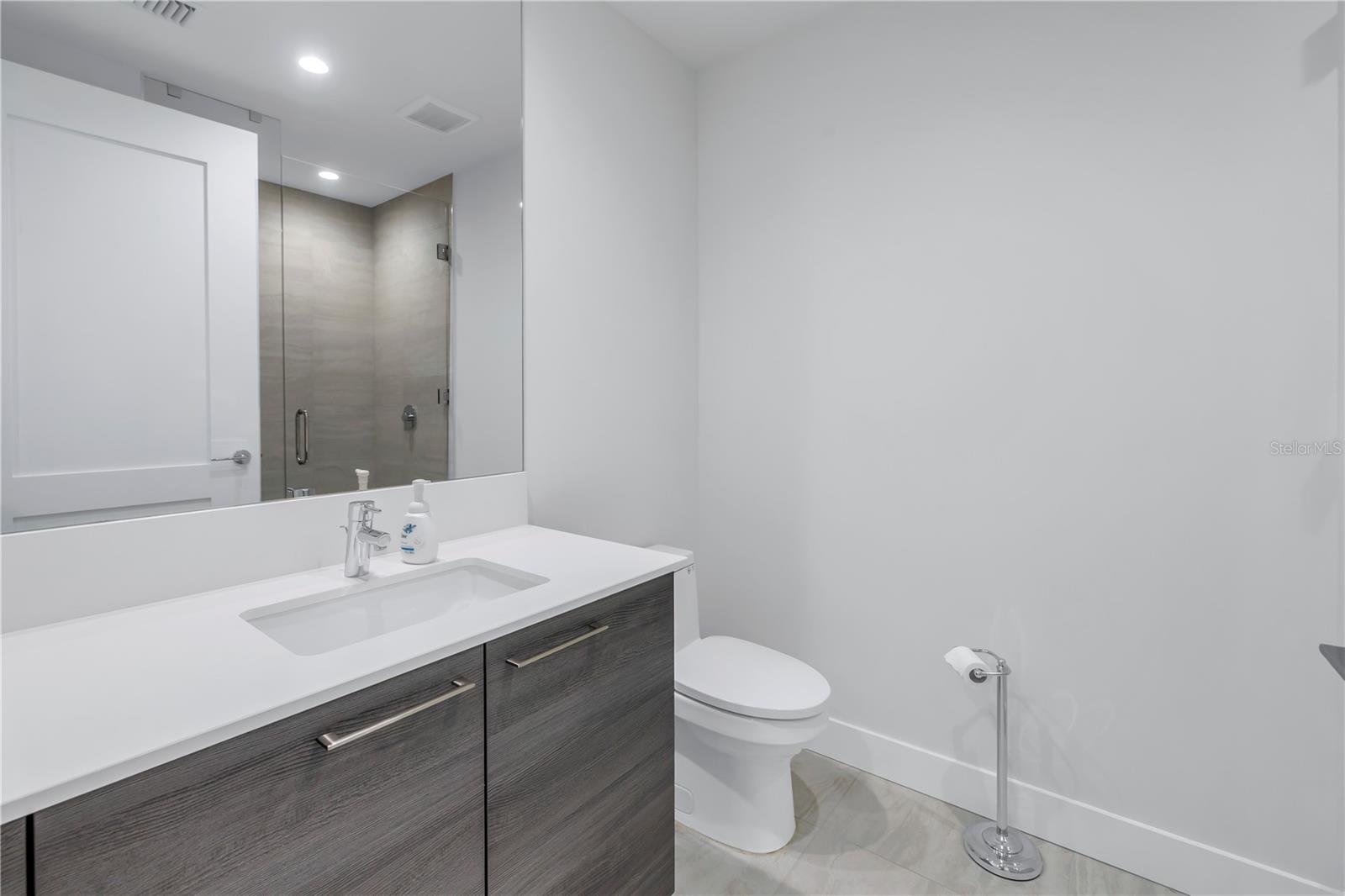 Image 28 of 40 For 301 1st Street S 2604