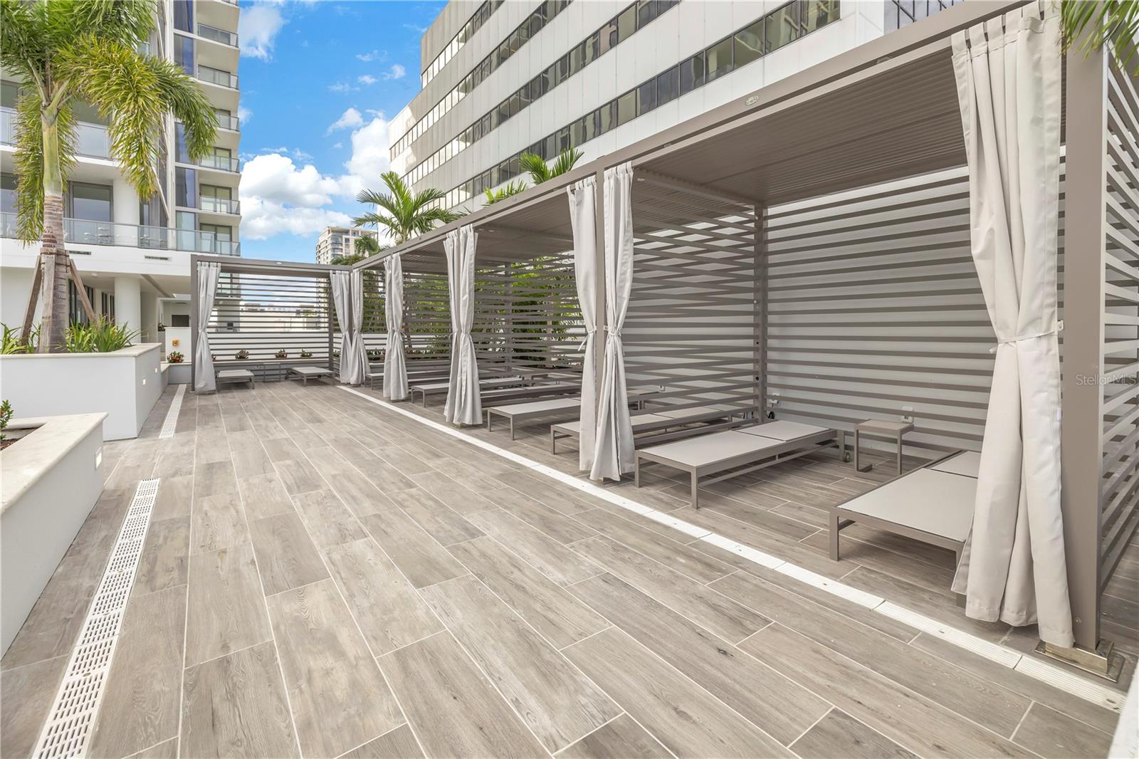 Image 36 of 40 For 301 1st Street S 2604