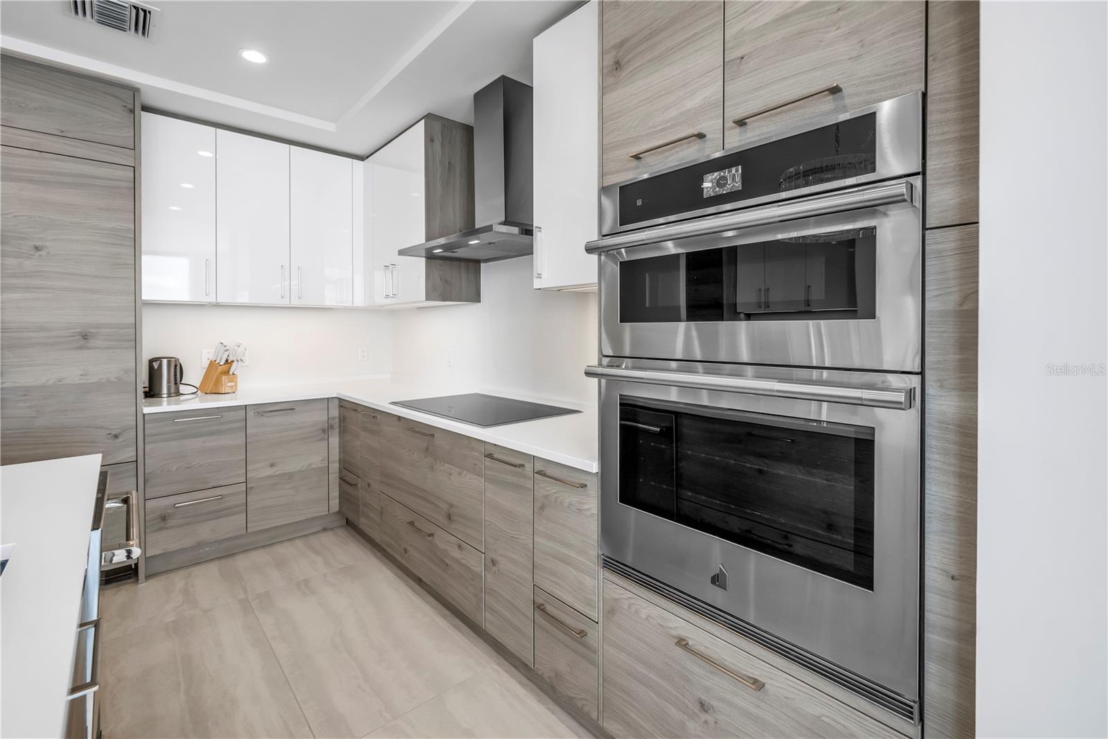 Image 8 of 40 For 301 1st Street S 2604