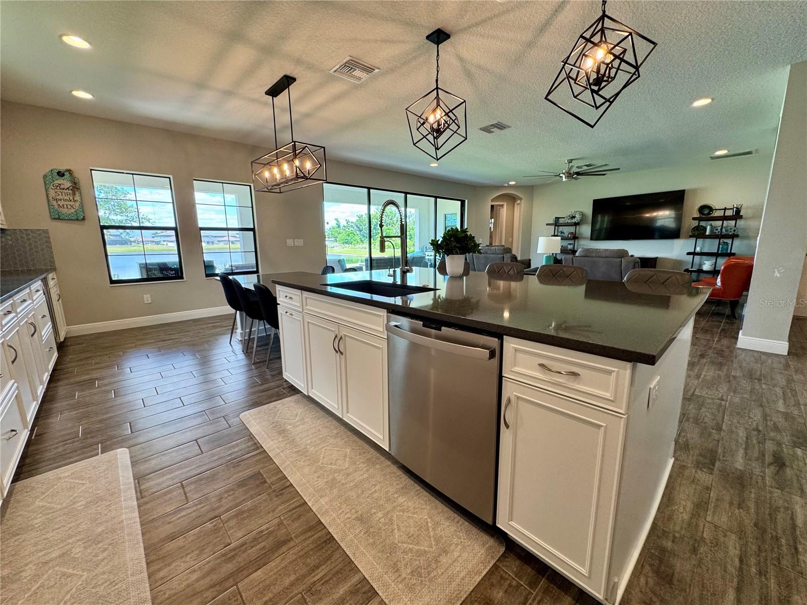 Image 20 of 58 For 12870 Twin Bridges Drive