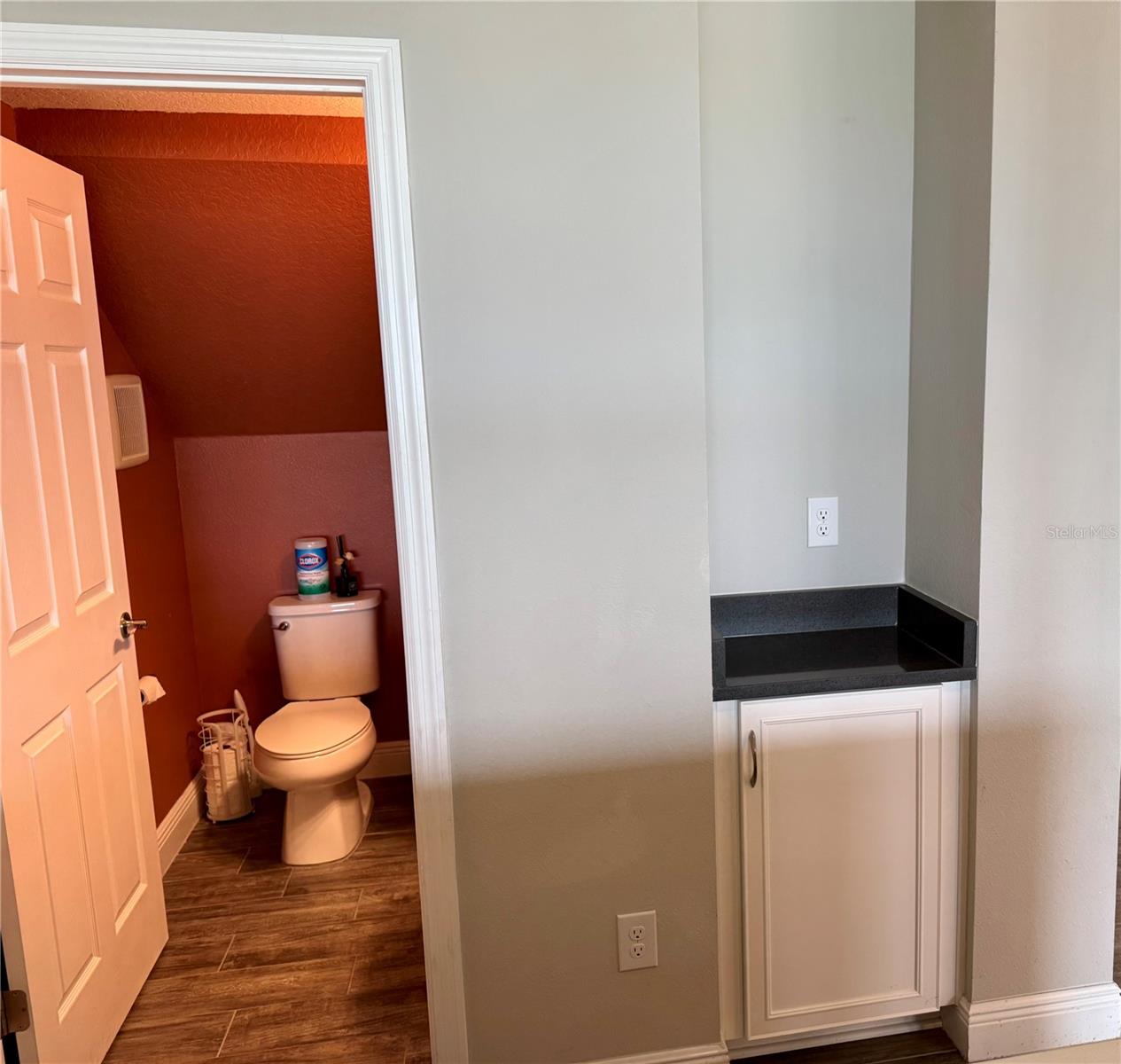 Image 23 of 58 For 12870 Twin Bridges Drive