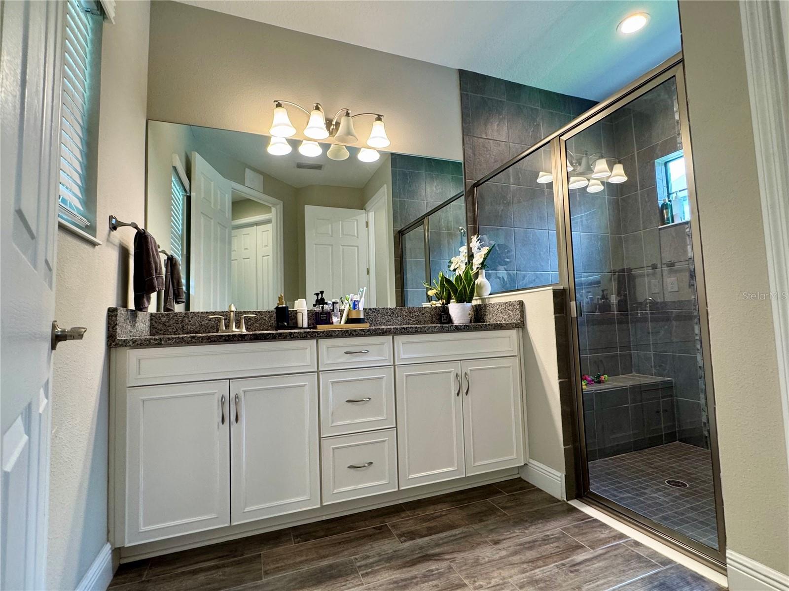 Image 27 of 58 For 12870 Twin Bridges Drive