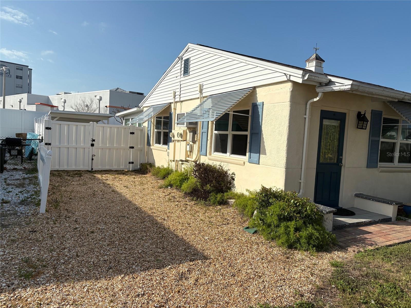 Image 3 of 5 For 111 174th Avenue E