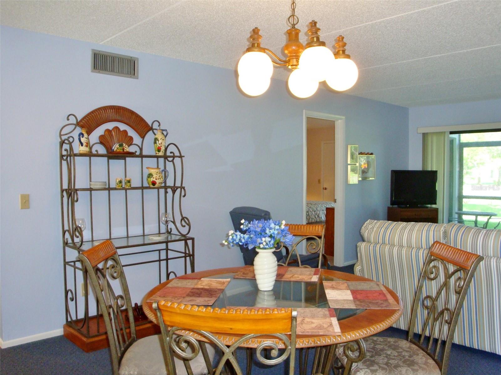 Image 6 of 20 For 111 Cypress Court 111