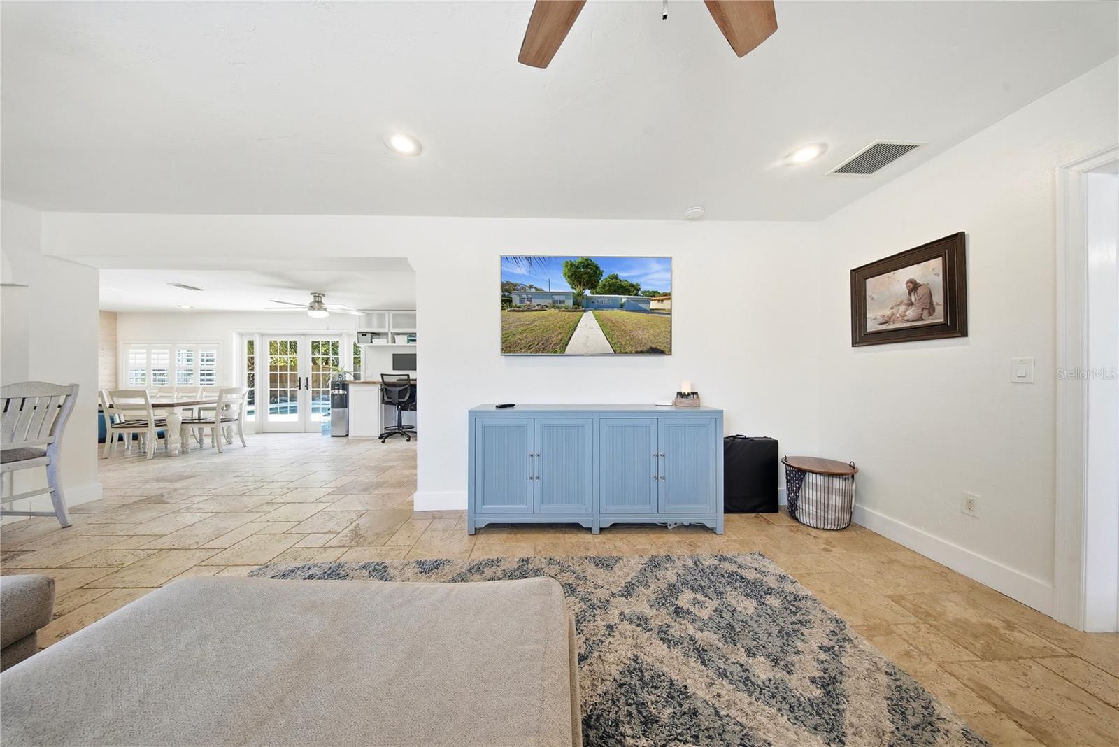 Image 12 of 56 For 3921 Bay To Bay Boulevard