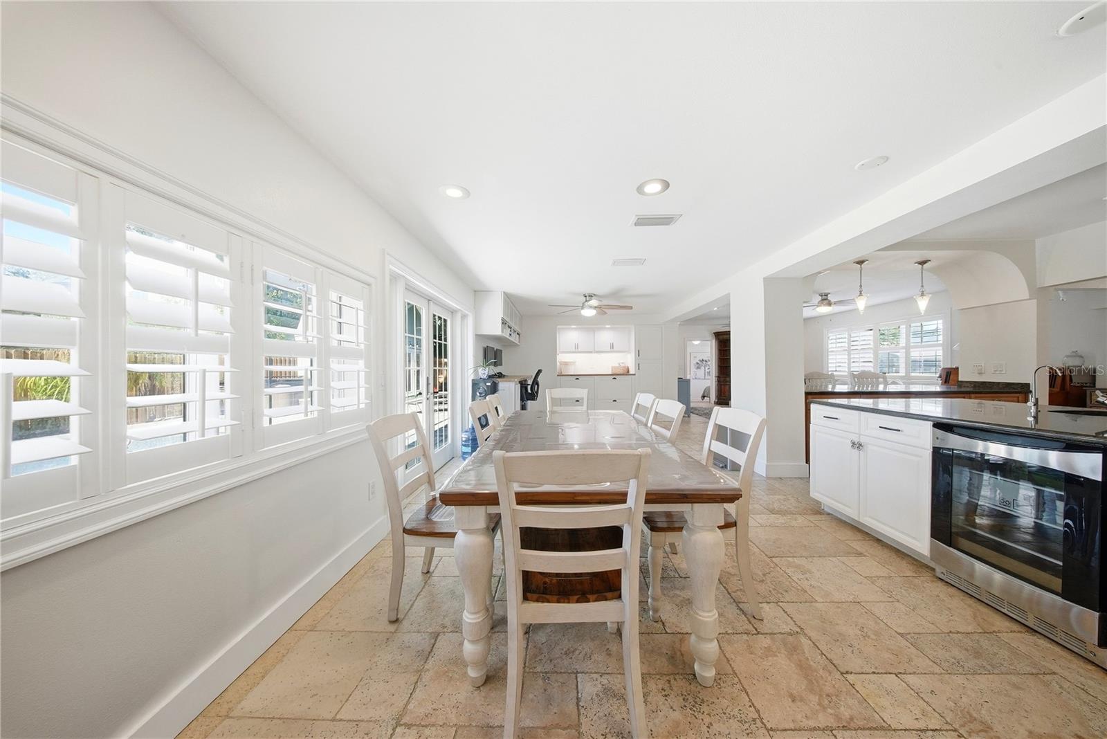 Image 19 of 56 For 3921 Bay To Bay Boulevard