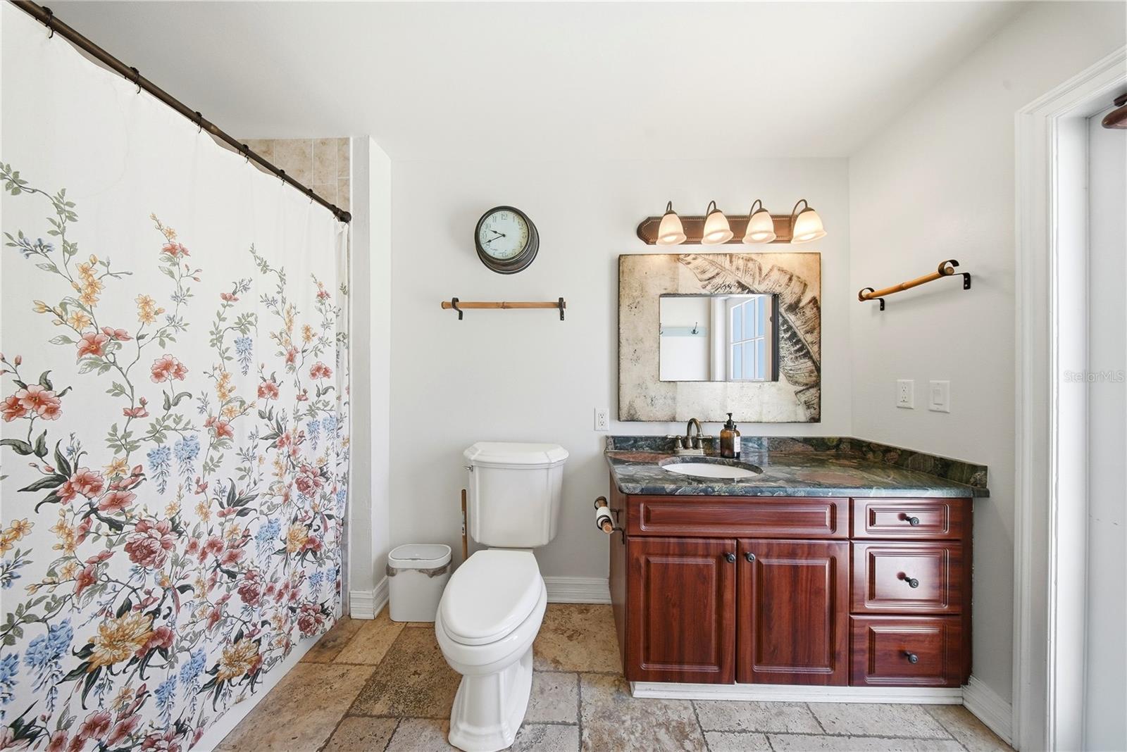 Image 24 of 56 For 3921 Bay To Bay Boulevard