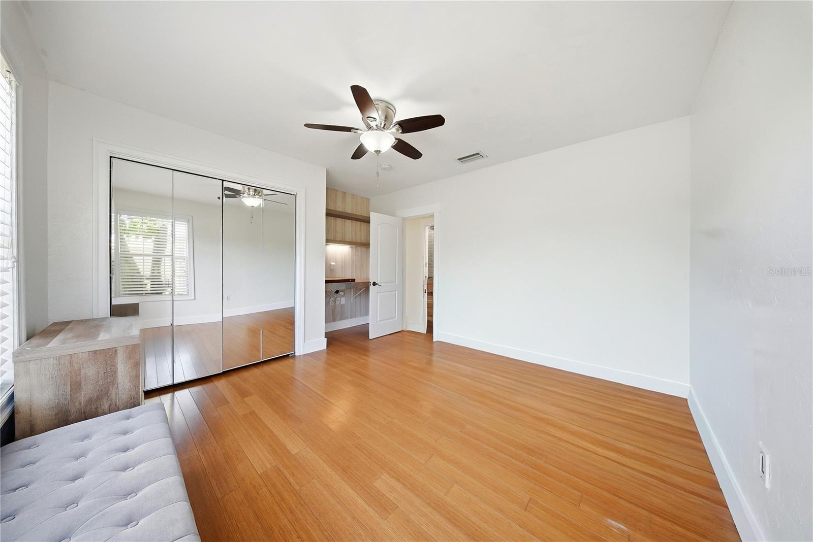 Image 33 of 56 For 3921 Bay To Bay Boulevard