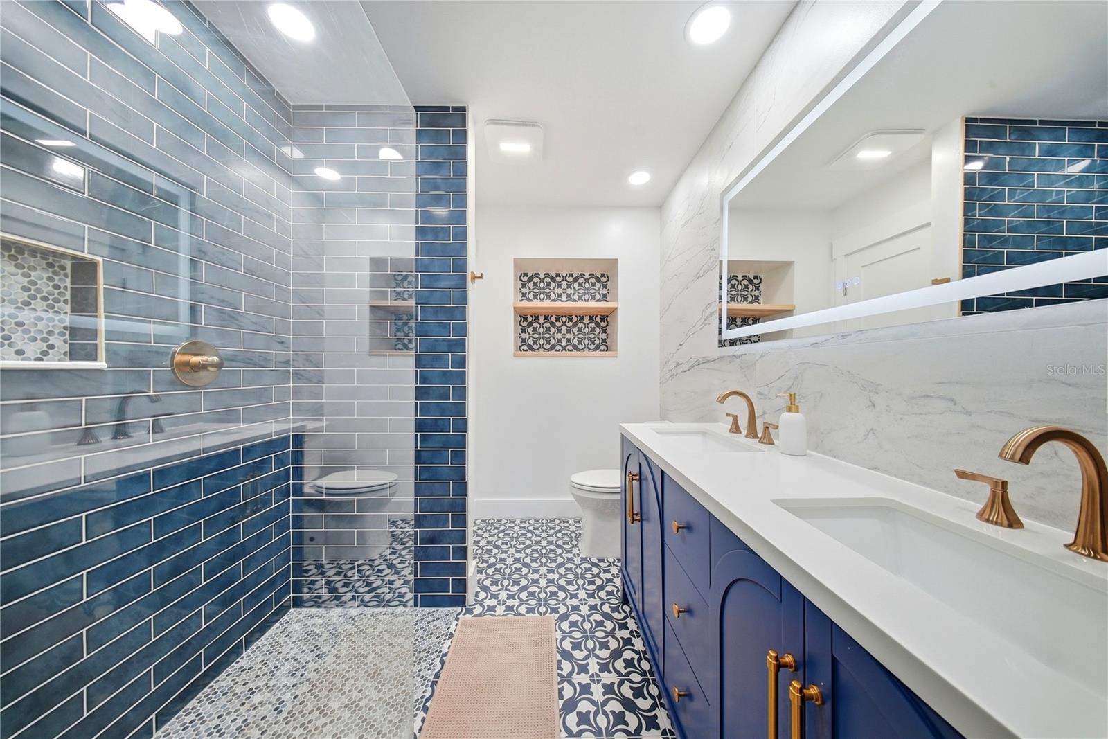 Image 34 of 56 For 3921 Bay To Bay Boulevard