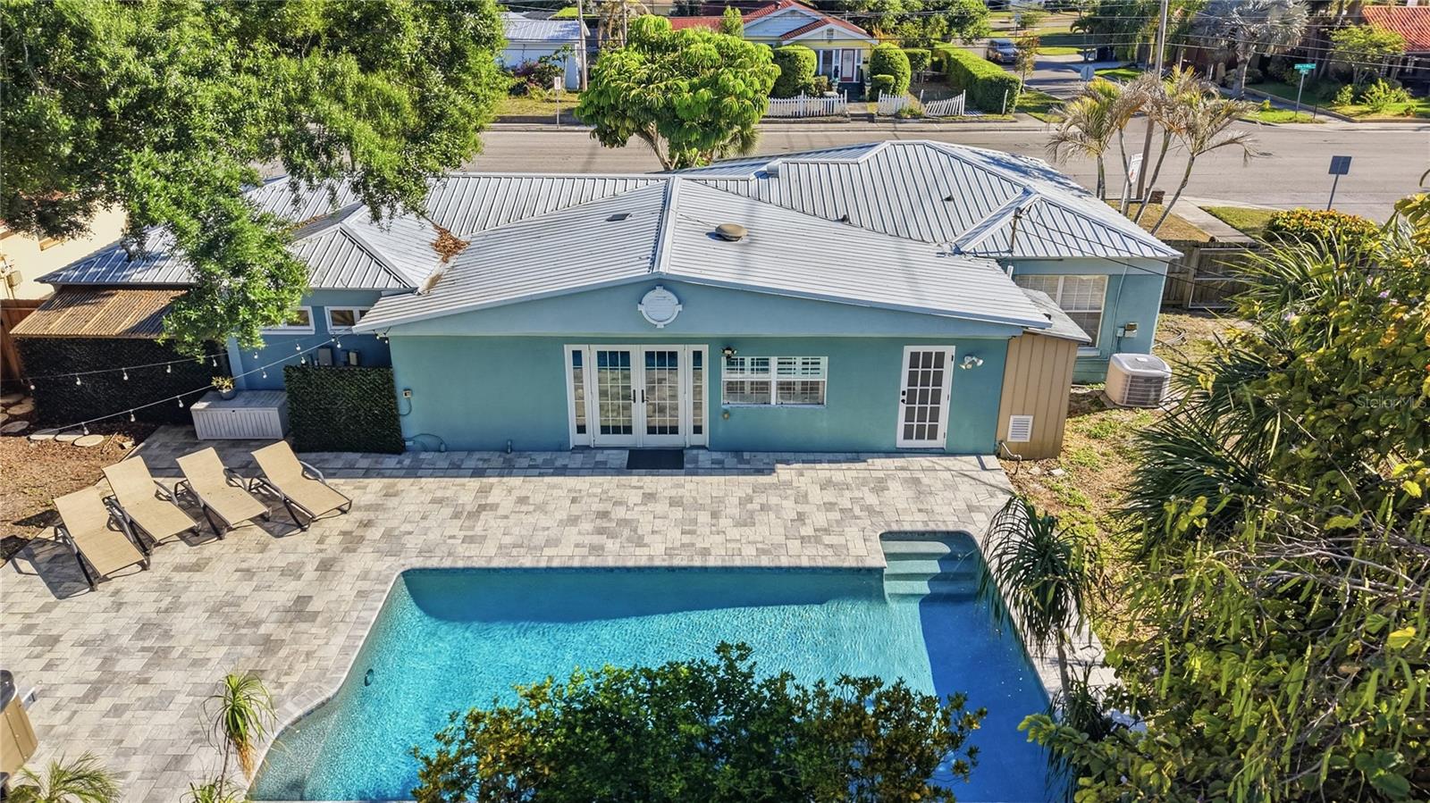 Image 46 of 56 For 3921 Bay To Bay Boulevard