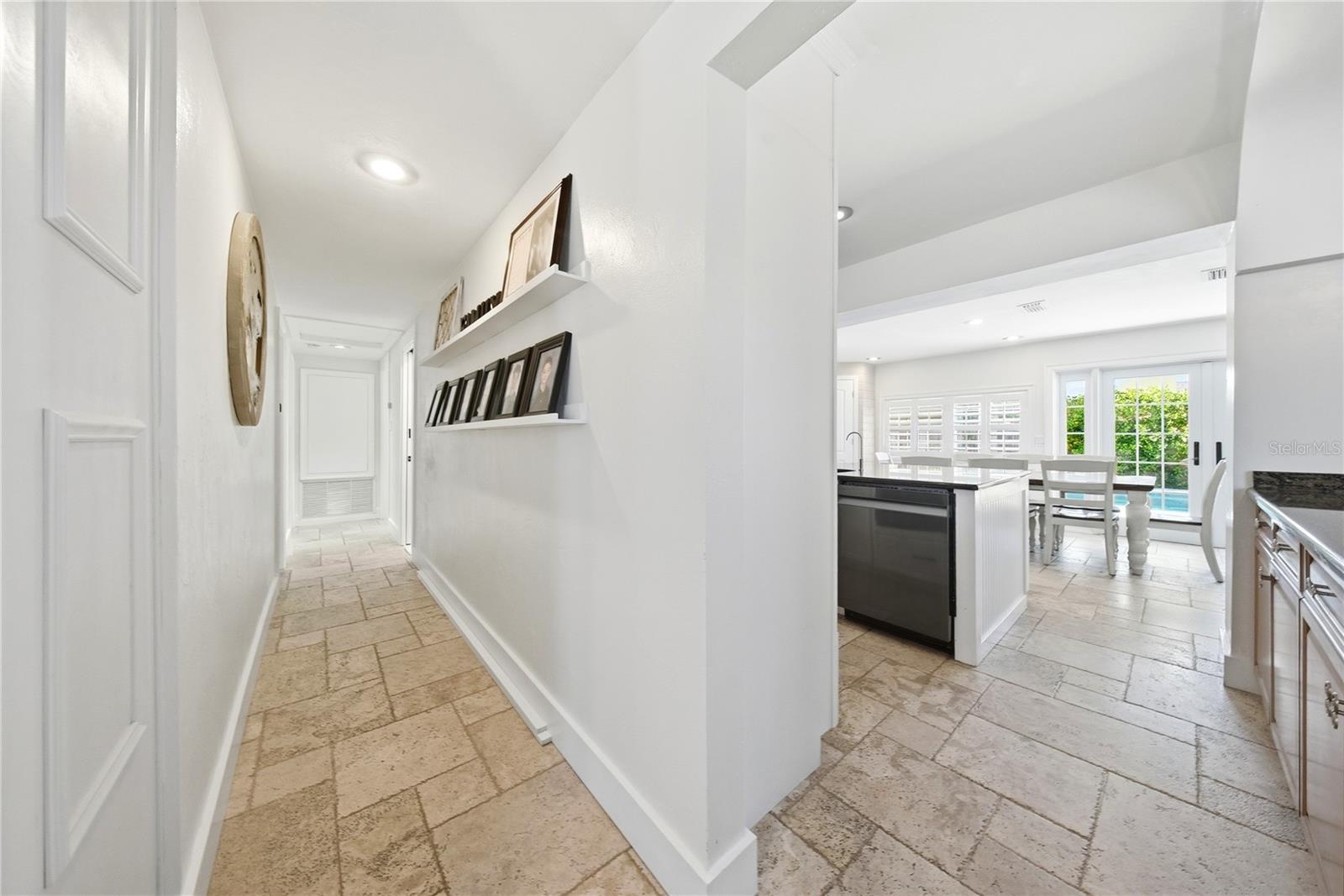 Image 8 of 56 For 3921 Bay To Bay Boulevard