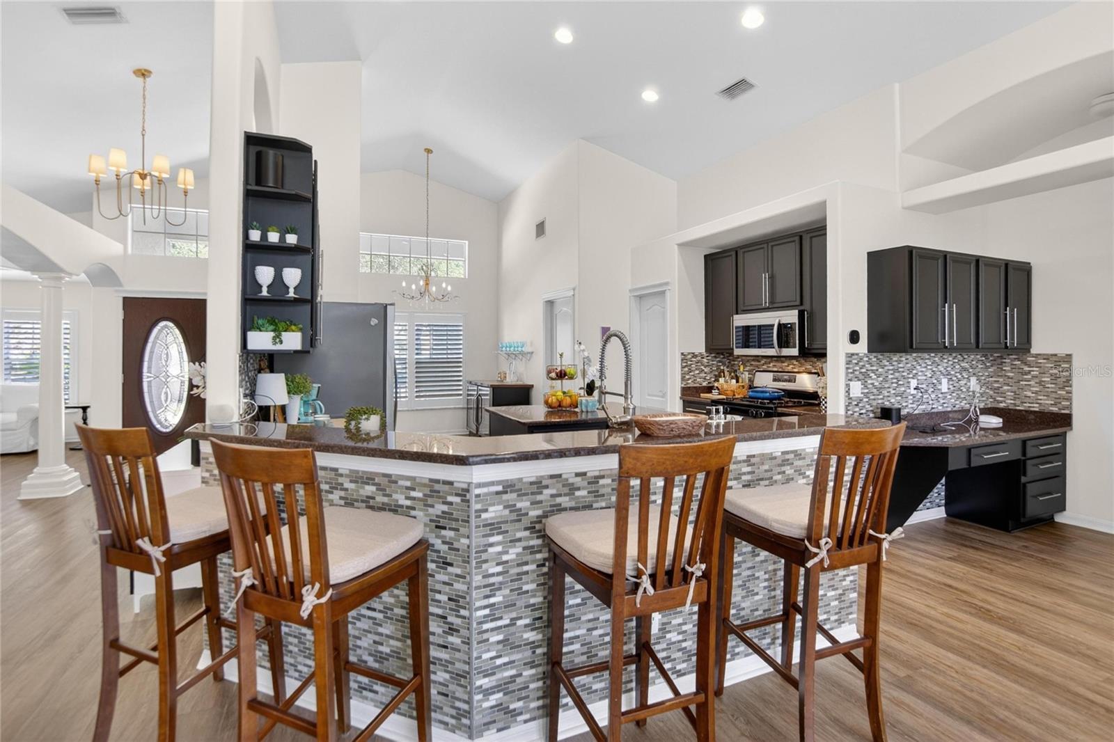 Image 10 of 50 For 8215 Myrtle Point Way