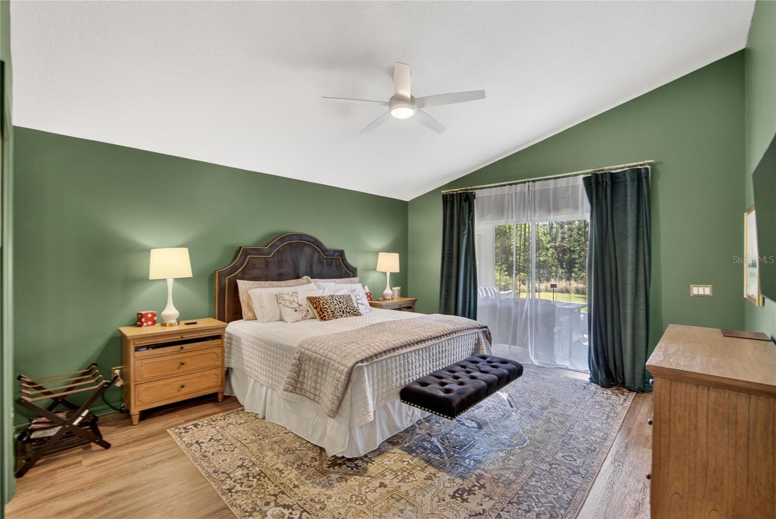 Image 22 of 50 For 8215 Myrtle Point Way