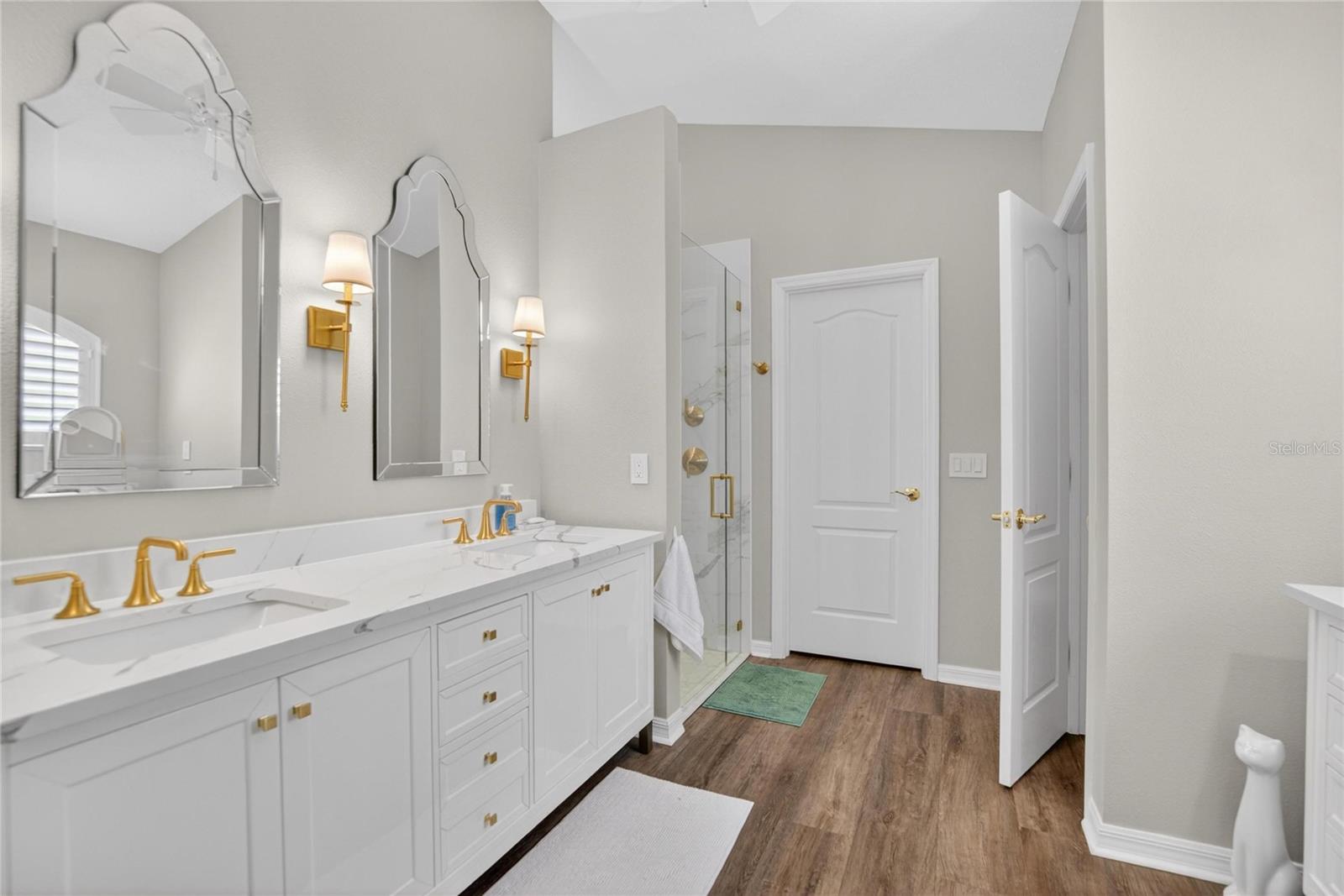 Image 24 of 50 For 8215 Myrtle Point Way