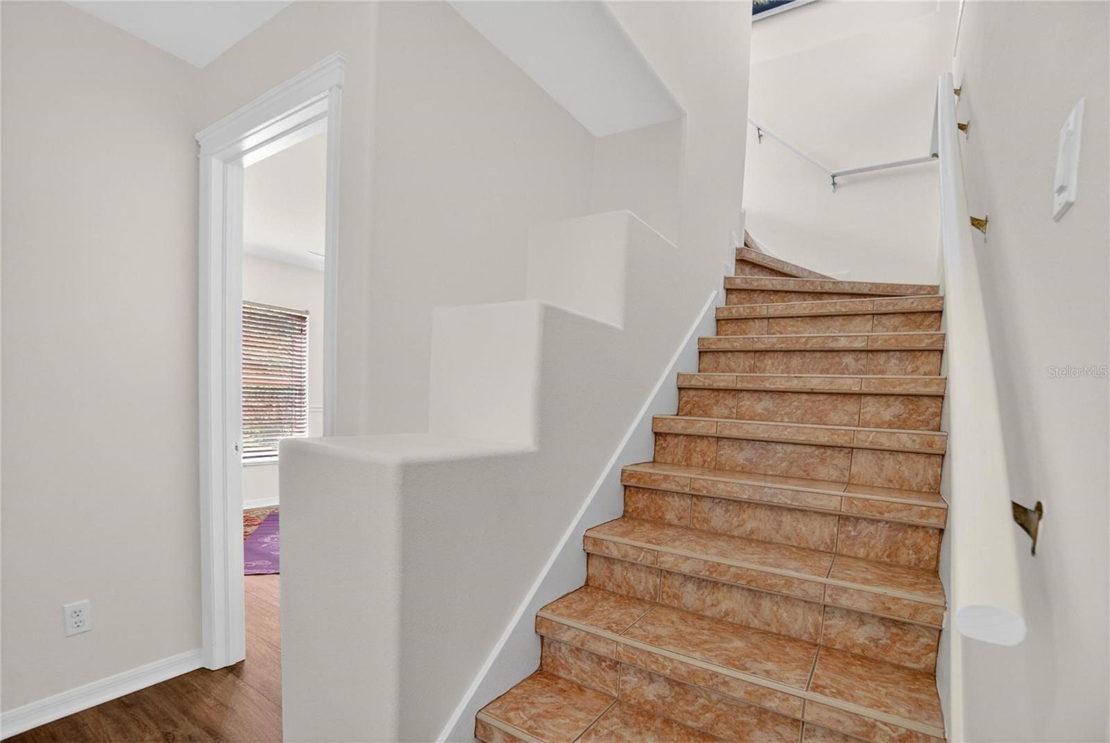 Image 35 of 50 For 8215 Myrtle Point Way