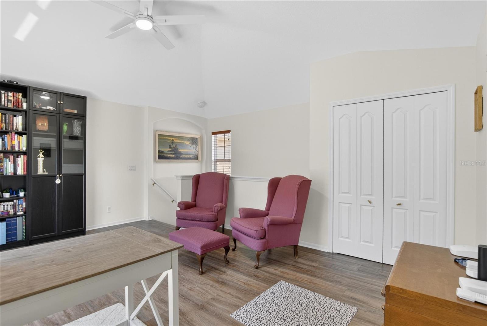 Image 36 of 50 For 8215 Myrtle Point Way