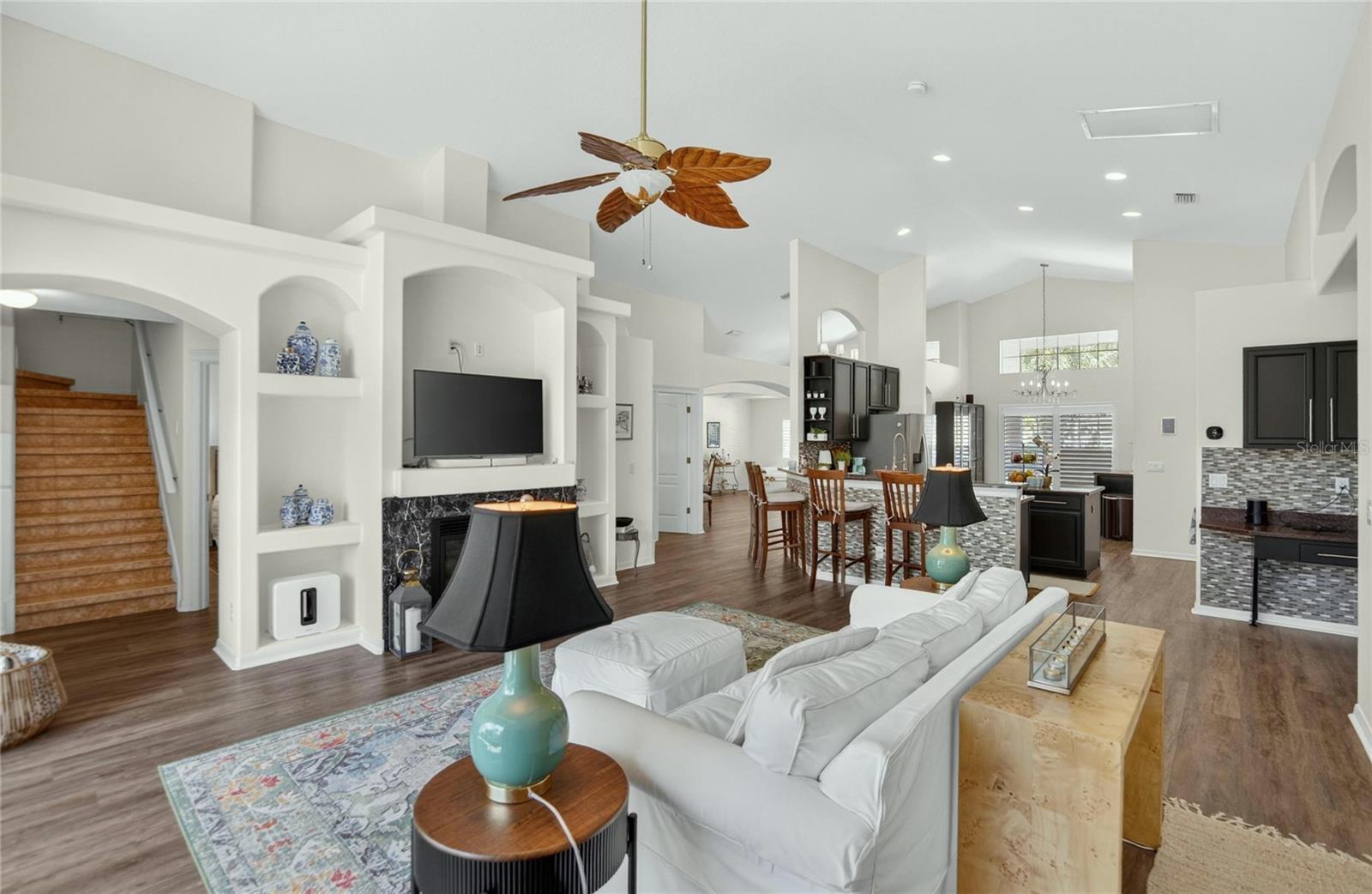 Image 9 of 50 For 8215 Myrtle Point Way